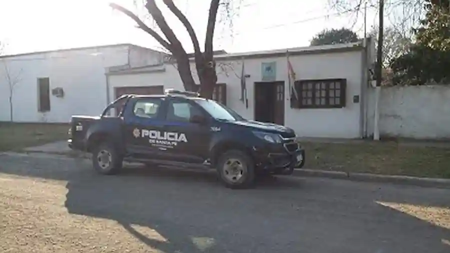 Motocicleta robada el año pasado es recuperada por la Subcomisaría Nº 16 Motocicleta robada el año pasado es recuperada por la Subcomisaría Nº 16