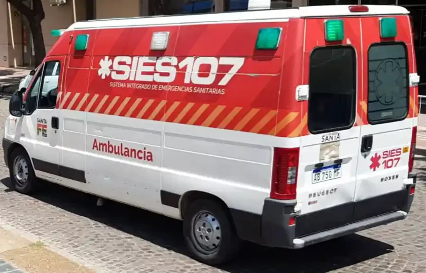 Remisero hizo caer a una ciclista y se dio a la fuga en Rafaela Remisero hizo caer a una ciclista y se dio a la fuga en Rafaela