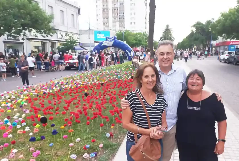 La ciudad se embellece con el arte de Bomba de Lana La ciudad se embellece con el arte de Bomba de Lana