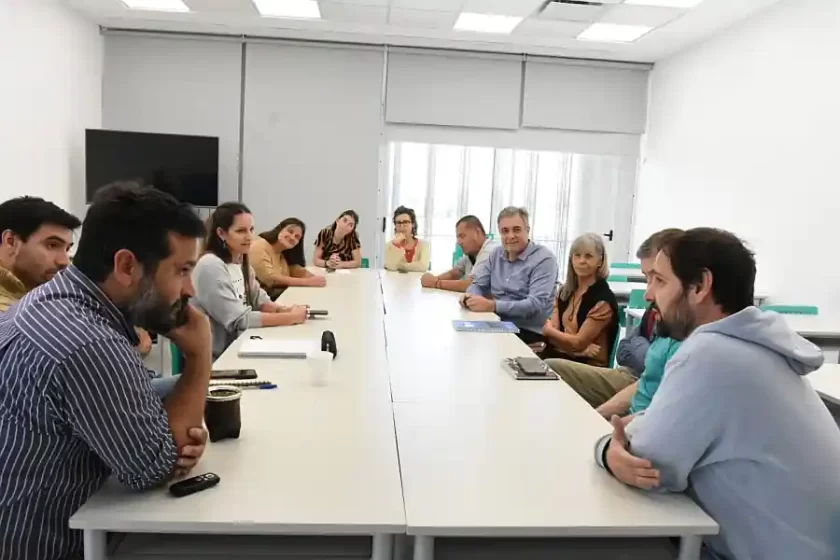 Innovadora iniciativa del municipio, empresas y universidades frente al cambio climático Innovadora iniciativa del municipio, empresas y universidades frente al cambio climático