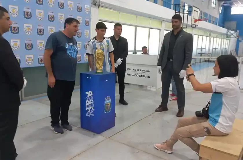 La Copa del Mundo se exhibe en Rafaela La Copa del Mundo se exhibe en Rafaela