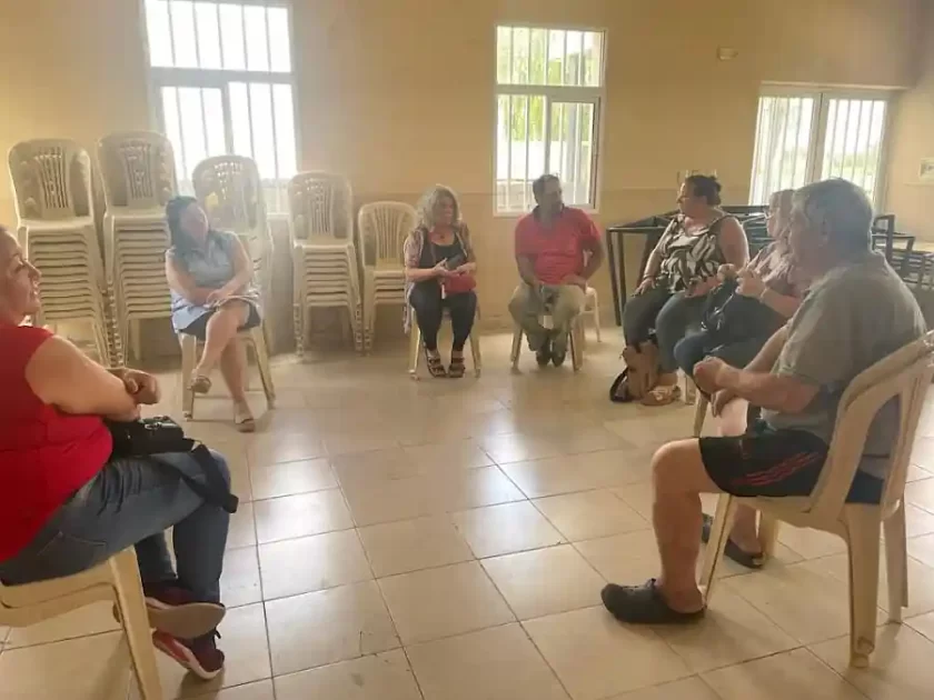 El Gobierno municipal evaluó estados de vecinales y espacios educativos El Gobierno municipal evaluó estados de vecinales y espacios educativos