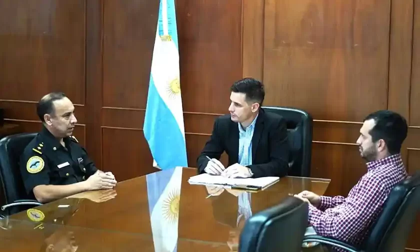 El Gobierno municipal sumará a las Fuerzas Federales al Comando Unificado El Gobierno municipal sumará a las Fuerzas Federales al Comando Unificado