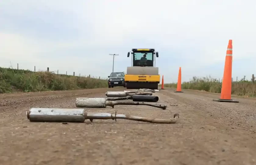 Más acciones en tránsito: el Gobierno municipal destruyó escapes de motos antirreglamentarios Más acciones en tránsito: el Gobierno municipal destruyó escapes de motos antirreglamentarios