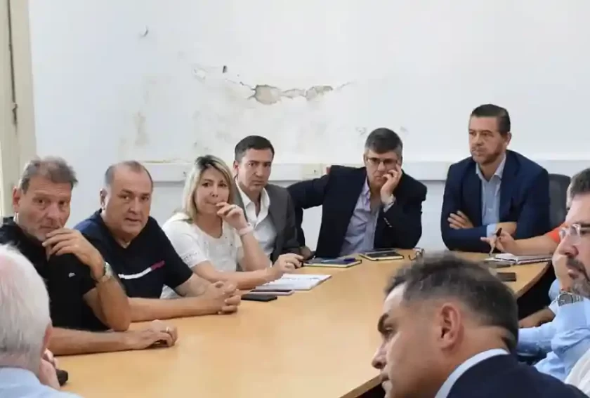 Sindicatos Municipales de Rafaela, Rosario y Santa Fe inician plan de lucha Sindicatos Municipales de Rafaela, Rosario y Santa Fe inician plan de lucha