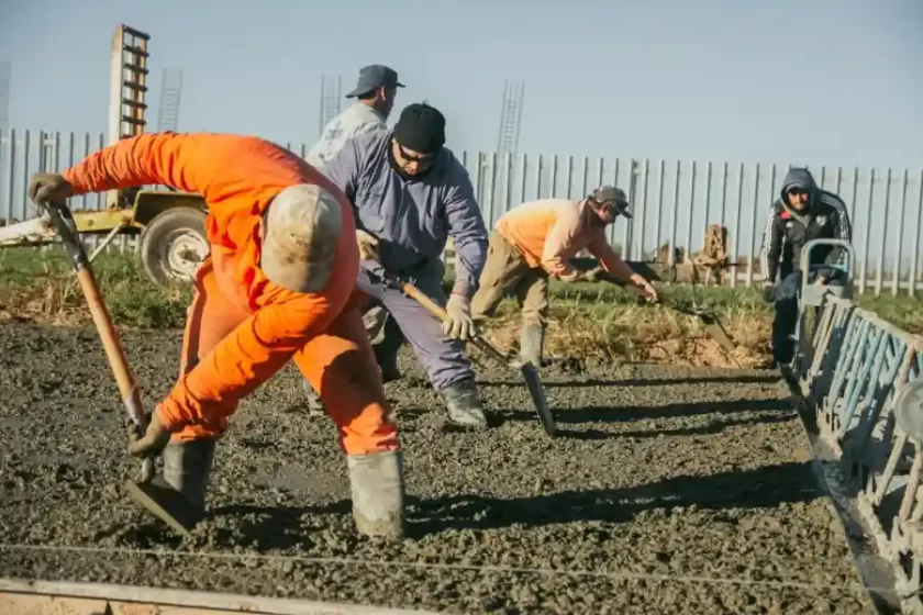 Rafaela recupera obras: Se reactivó la obra vial en el acceso oeste a la ciudad Rafaela recupera obras: Se reactivó la obra vial en el acceso oeste a la ciudad