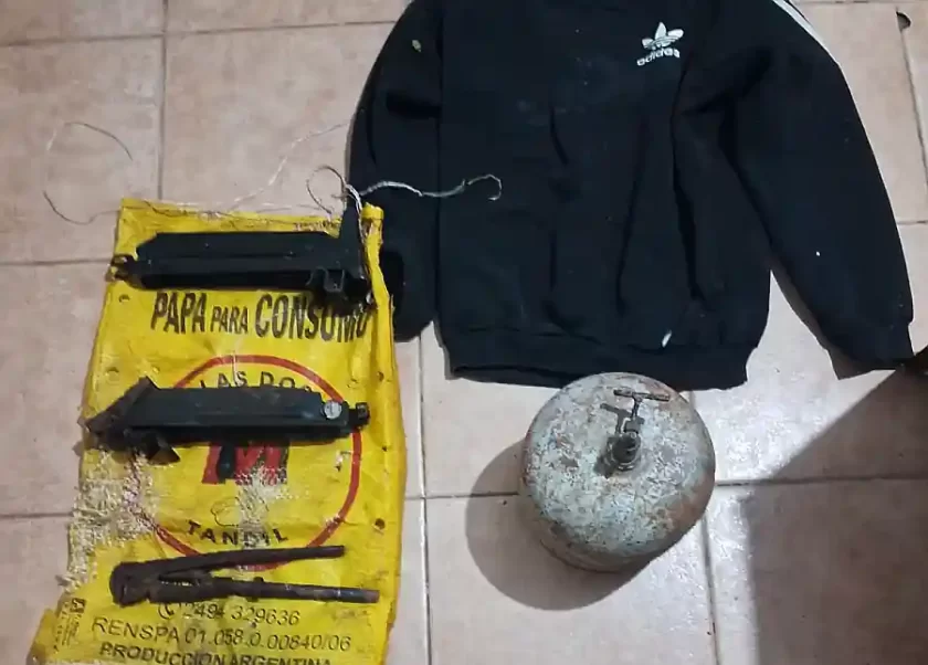 Operativo policial culminó con el secuestro de elementos de dudosa procedencia Operativo policial culminó con el secuestro de elementos de dudosa procedencia