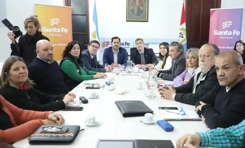 Provincia realizó una oferta salarial superadora para el sector docente Provincia realizó una oferta salarial superadora para el sector docente