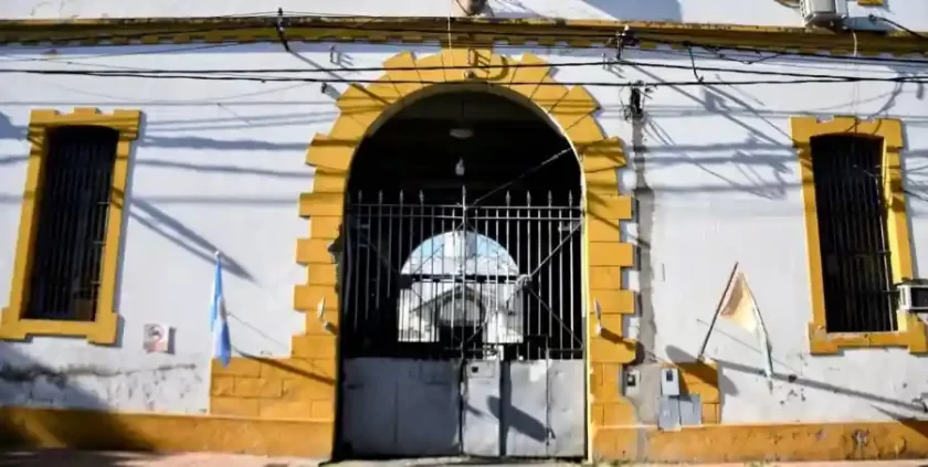 Agente Penitenciario detenido con 260 pastillas en la Cárcel de Zeballos y Riccheri Agente Penitenciario detenido con 260 pastillas en la Cárcel de Zeballos y Riccheri