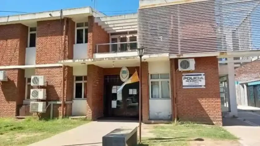 Santo Tomé: Un detenido se fuga de la Comisaría 12 y sigue sin ser localizado Santo Tomé: Un detenido se fuga de la Comisaría 12 y sigue sin ser localizado