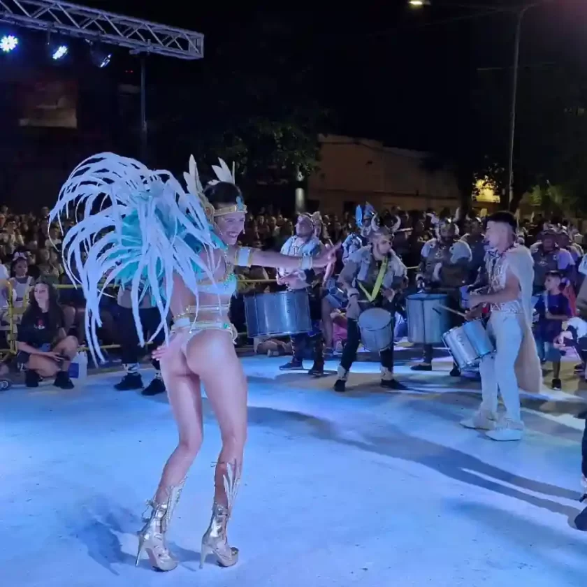 Suardi se viste de fiesta: Un carnaval que deslumbra Suardi se viste de fiesta: Un carnaval que deslumbra