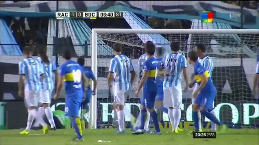 Racing se impuso con autoridad y le dio un duro revés a Boca Racing se impuso con autoridad y le dio un duro revés a Boca
