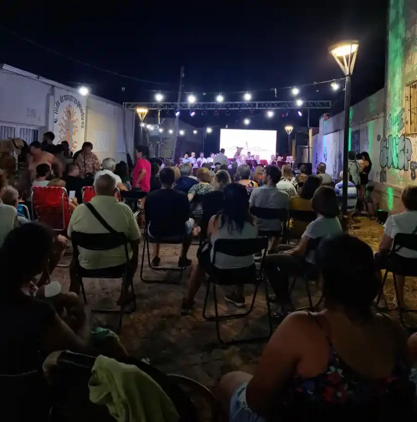 “Pasaje Vivo” en Pasaje Marcos Tacca, un nuevo espacio para el encuentro “Pasaje Vivo” en Pasaje Marcos Tacca, un nuevo espacio para el encuentro