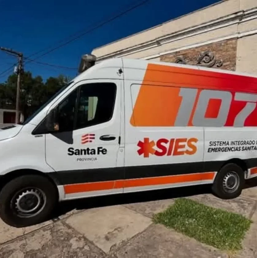 Nueva imagen para la ambulancia del Servicio de Emergencias Médicas 107 SIES Nueva imagen para la ambulancia del Servicio de Emergencias Médicas 107 SIES