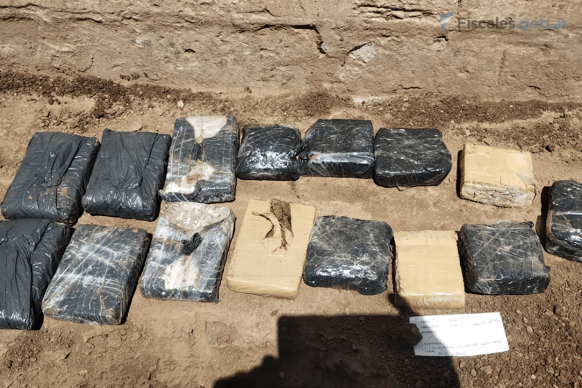 Importante hallazgo de drogas en la cárcel de Las Flores: investigan el ingreso de estupefacientes y celulares Importante hallazgo de drogas en la cárcel de Las Flores: investigan el ingreso de estupefacientes y celulares