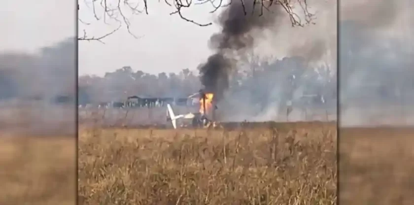 Milagro en Corrientes: piloto sale ileso tras estrellarse helicóptero de combate de incendios Milagro en Corrientes: piloto sale ileso tras estrellarse helicóptero de combate de incendios