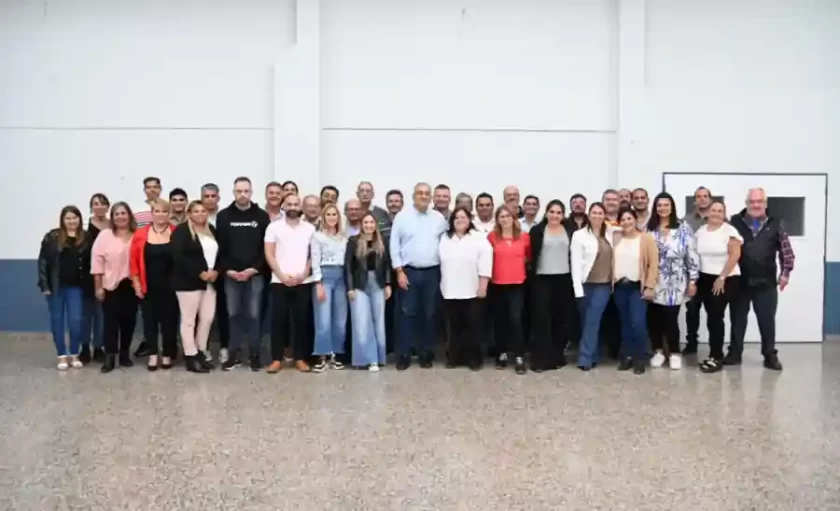 Calvo reunió a todos los candidatos de Unión por el Departamento Castellanos Calvo reunió a todos los candidatos de Unión por el Departamento Castellanos