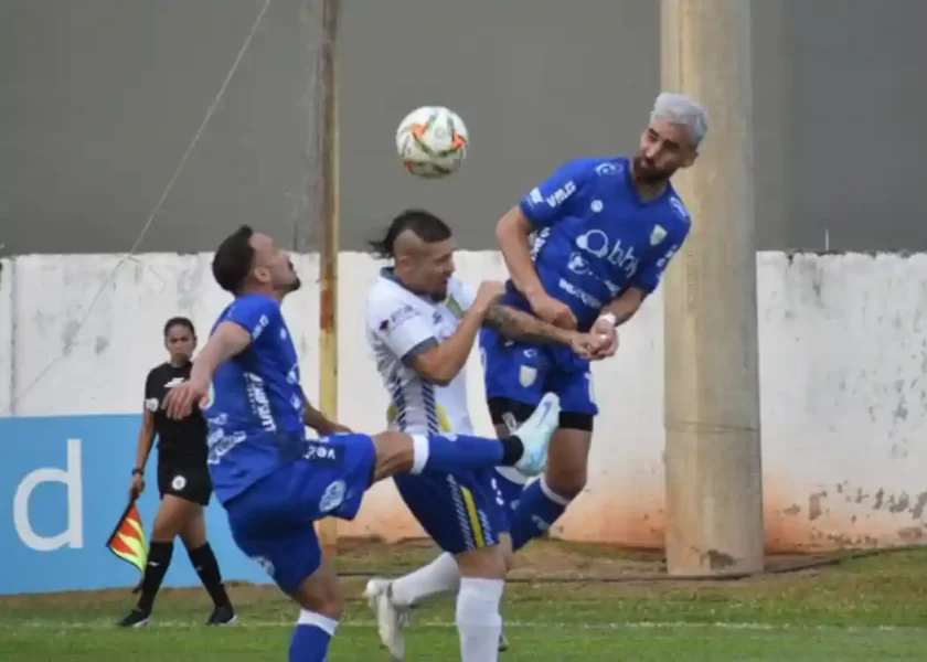 ¡A la cima! Atlético de Rafaela venció a Bartolomé Mitre y lidera la Zona 4 del Federal A ¡A la cima! Atlético de Rafaela venció a Bartolomé Mitre y lidera la Zona 4 del Federal A