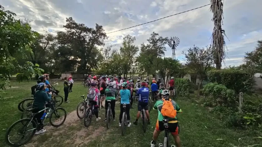 Más de 60 ciclistas en la primera edición de cicloturismo en Humberto Primo Más de 60 ciclistas en la primera edición de cicloturismo en Humberto Primo