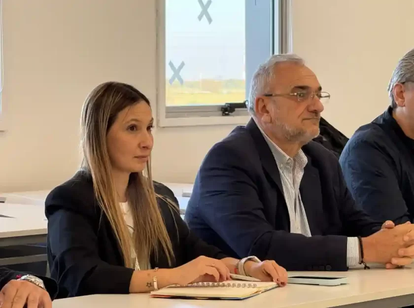 Calvo y Chivallero participaron de una reunión en UNRaf con autoridades municipales y presidentes comunales de la región para coordinar acciones educativas Calvo y Chivallero participaron de una reunión en UNRaf con autoridades municipales y presidentes comunales de la región para coordinar acciones educativas