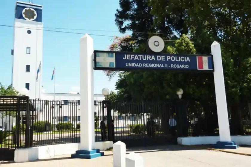 Escándalo de corrupción en la Policía de Rosario: Malversación millonaria en combustible y detenciones Escándalo de corrupción en la Policía de Rosario: Malversación millonaria en combustible y detenciones