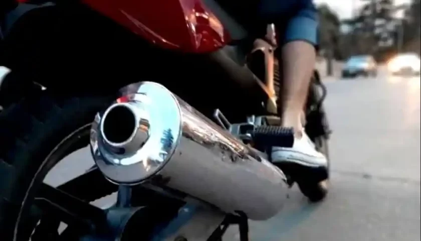 Polémica en Rafaela por escapes libres en motos: secuestros récord, costos y la voz de usuarios y comerciantes Polémica en Rafaela por escapes libres en motos: secuestros récord, costos y la voz de usuarios y comerciantes