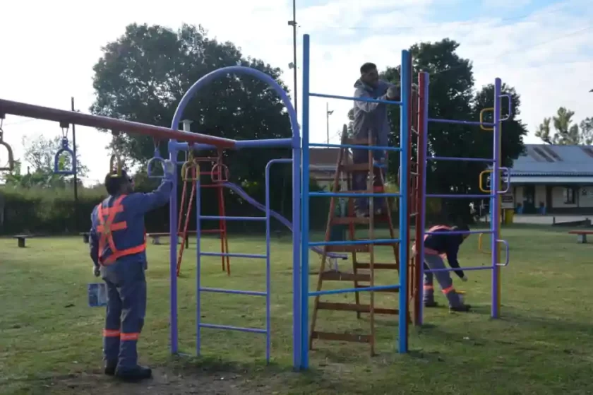 Mejoras en espacios públicos: renovaron Plaza Sarmiento y Parque Elena Vanero Mejoras en espacios públicos: renovaron Plaza Sarmiento y Parque Elena Vanero