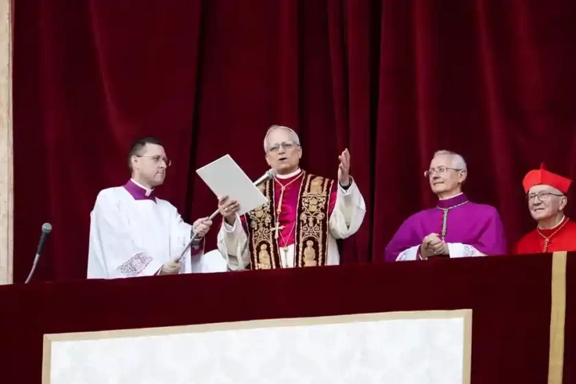 ¡Confirmado! El Papa León XIV asumirá el 18 de mayo con la presencia de Javier Milei. ¡Confirmado! El Papa León XIV asumirá el 18 de mayo con la presencia de Javier Milei.