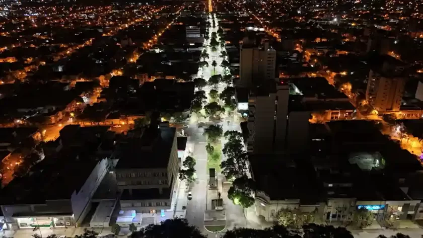 Avanza el recambio de luminarias LED en Rafaela Avanza el recambio de luminarias LED en Rafaela