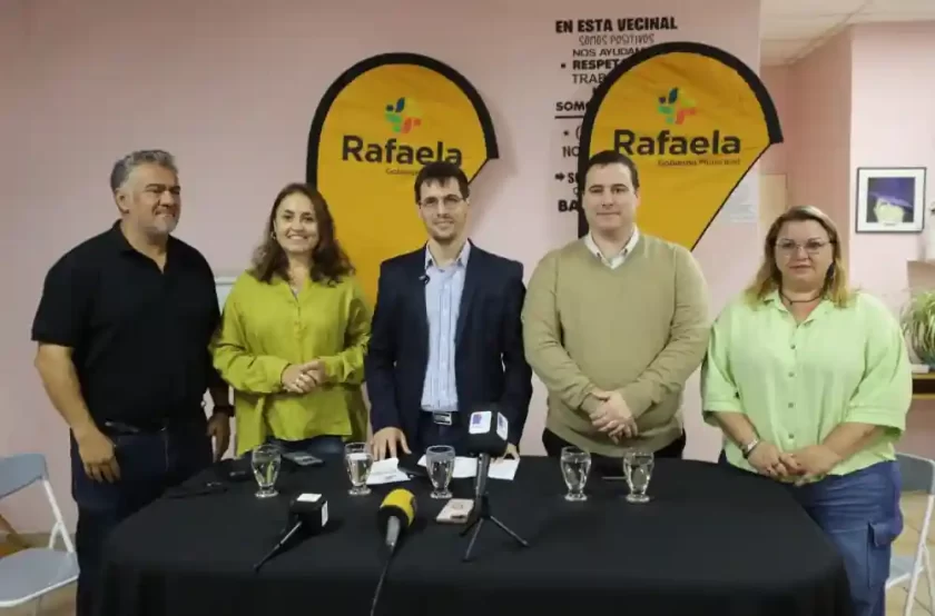 Leonardo Viotti presentó «La Muni en tu Barrio», un nuevo programa de cercanía territorial Leonardo Viotti presentó «La Muni en tu Barrio», un nuevo programa de cercanía territorial