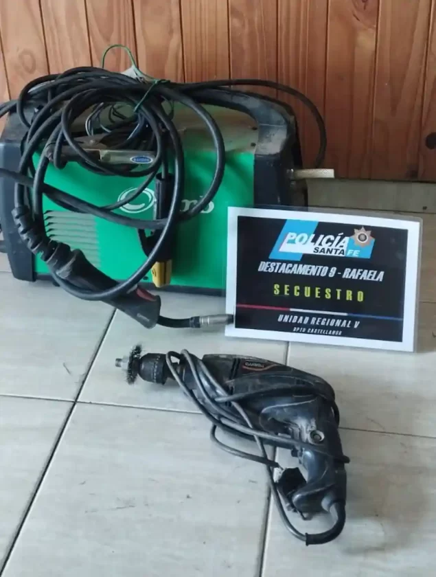 Allanamiento por robo: recuperan herramientas y buscan al sospechoso Allanamiento por robo: recuperan herramientas y buscan al sospechoso