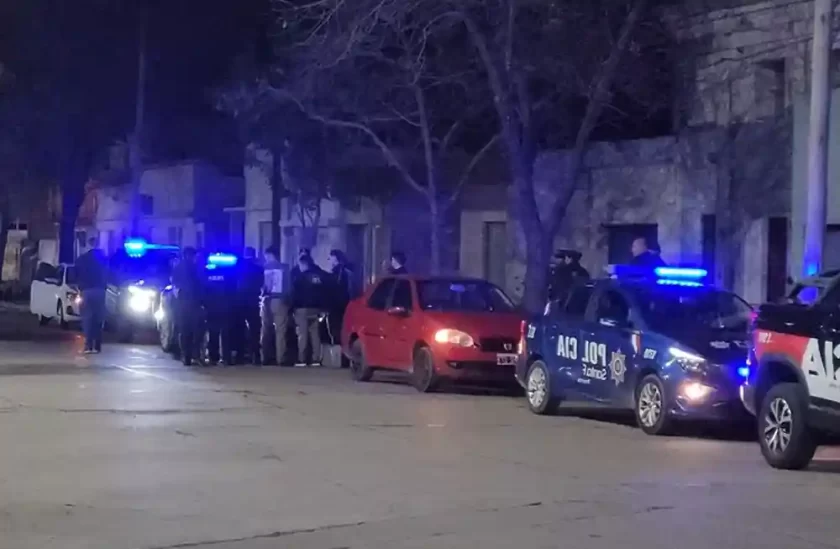 Importante operativo policial en Aristóbulo del Valle: secuestran droga y dinero tras persecución Importante operativo policial en Aristóbulo del Valle: secuestran droga y dinero tras persecución