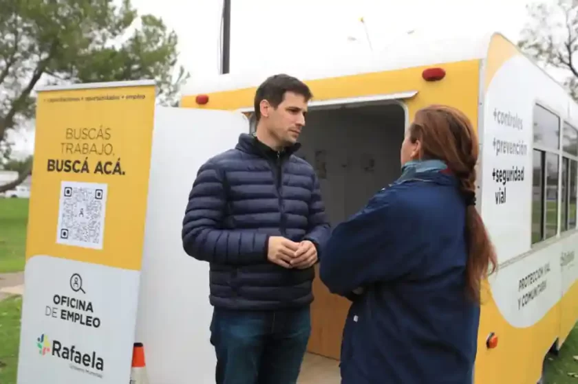 Más de 800 personas pasaron por la primera semana de la “Muni en tu barrio” Más de 800 personas pasaron por la primera semana de la “Muni en tu barrio”