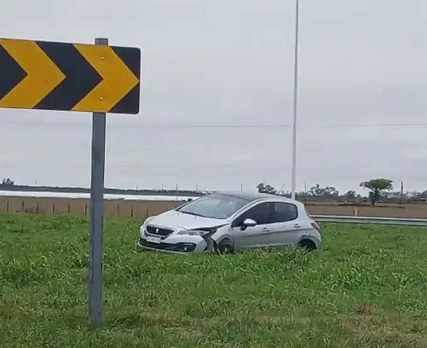 Impactante choque en la rotonda entre Rafaela y Sunchales Impactante choque en la rotonda entre Rafaela y Sunchales