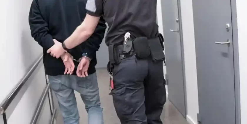 Un subcomisario santafesino fue detenido en Chaco por venta de drogas Un subcomisario santafesino fue detenido en Chaco por venta de drogas
