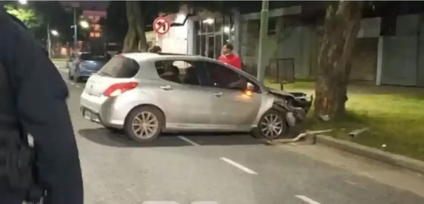 Rafaela: Conductora sin licencia y con alta alcoholemia protagoniza accidente en Villa Rosas Rafaela: Conductora sin licencia y con alta alcoholemia protagoniza accidente en Villa Rosas
