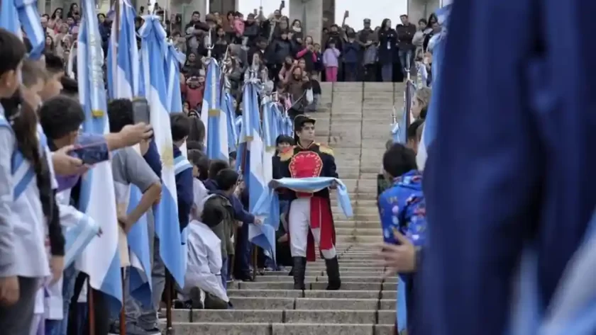 Día de la Bandera en Rosario sin Milei: Gobernador y intendente liderarán el acto Día de la Bandera en Rosario sin Milei: Gobernador y intendente liderarán el acto