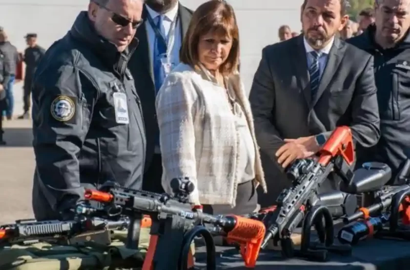 El Gobierno modifica el control de armas semiautomáticas: ANMAC tendrá facultad exclusiva y habrá un nuevo régimen para usuarios y fuerzas El Gobierno modifica el control de armas semiautomáticas: ANMAC tendrá facultad exclusiva y habrá un nuevo régimen para usuarios y fuerzas