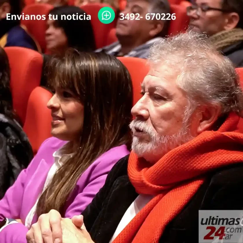 “Chiqui González” presentó el documental “La sociedad del afecto” en la 2° Fiesta Nacional del Cooperativismo “Chiqui González” presentó el documental “La sociedad del afecto” en la 2° Fiesta Nacional del Cooperativismo