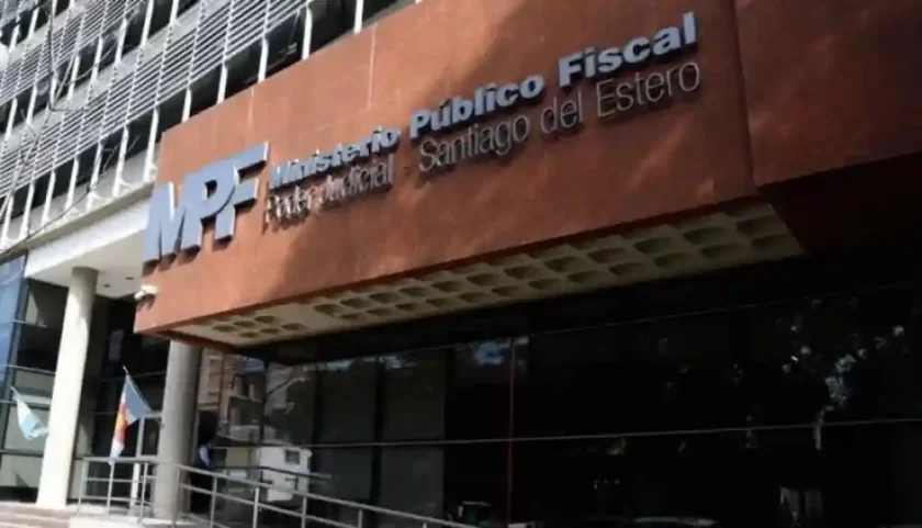 Alarmante: un alumno de séptimo grado llevó una tumbera a una escuela de Santiago del Estero Alarmante: un alumno de séptimo grado llevó una tumbera a una escuela de Santiago del Estero