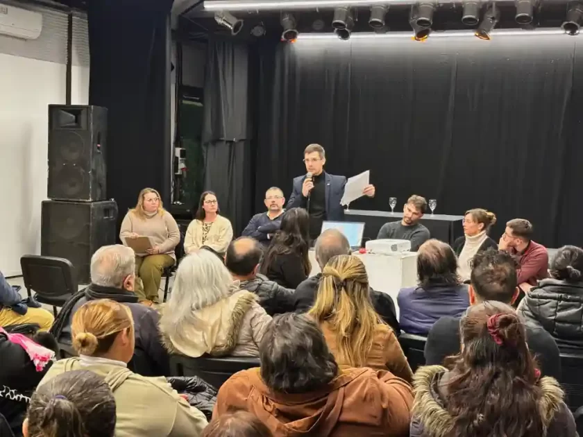 Obras y planificación: el intendente se reunió con referentes barriales Obras y planificación: el intendente se reunió con referentes barriales