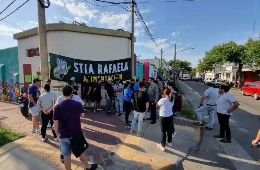 Marengo S.A. suspende a 60 empleados en Rafaela Marengo S.A. suspende a 60 empleados en Rafaela