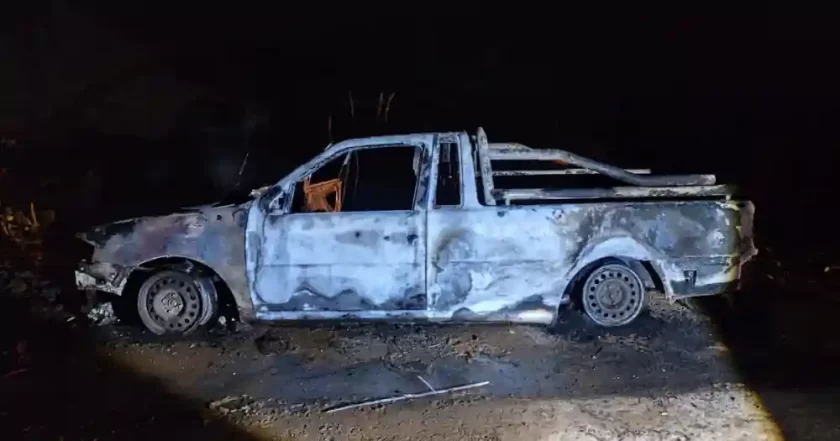 San Cristóbal: Robaron una camioneta del frente de su casa y la incendiaron intencionalmente San Cristóbal: Robaron una camioneta del frente de su casa y la incendiaron intencionalmente